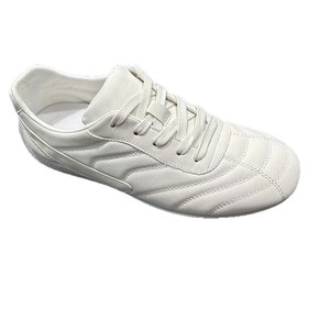 Nuevo modelo de zapatillas deportivas multifuncionales casuales, con elegantes cordones transpirables y suela de goma, zapatos negros para hombre. - Product Image 3