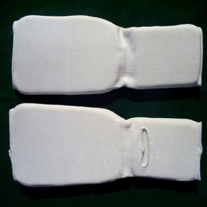 Protector de Codo de Neopreno Profesional Transpirable de Alta Elasticidad para Adultos con Cierre de Hebilla para Taekwondo y Muay Thai - Product Image 1
