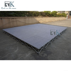 Scène mobile avec chariot pour spectacles en plein air, plateforme de scène simple avec finition moquettée - Product Image 6