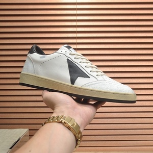 Zapatillas deportivas retro para mujer con estrella de cinco puntas, parte superior de malla de PU transpirable y ligera, zapatillas de running para hombre - Product Image 2
