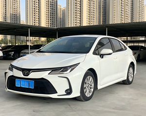 Berline essence CVT 2021 NA avec suspension indépendante multi-liaisons, phares LED, écran tactile 9 pouces, climatisation automatique et 8 airbags de sécurité - Product Image 1