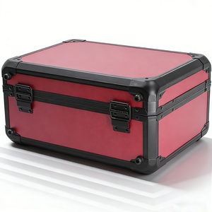 صندوق عرض وتخزين فاخر ثلاثي الصفوف باللون الأحمر من الألومنيوم المحمول لبطاقات التداول الرياضية المصنفة (NGC BGS)، حافظة مخصصة قابلة للتعديل - Product Image 2