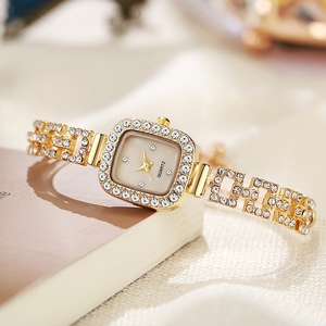 Montre à quartz polyvalente et décontractée pour femmes, avec petit cadran, montre-bracelet à quartz pour les élèves du collège et du lycée - Product Image 3