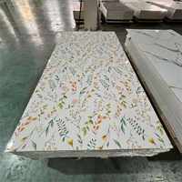 Panneau mural décoratif en PVC plastique brillant imperméable moderne, imitation marbre, pour la décoration des murs de la salle de bain à domicile, 3 mm