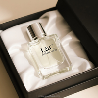 Certification de qualité parfum 50ml bouteille chaud or estampage givré bouteille de parfum boîte d'emballage bouchon en bois pour bouteilles de parfum