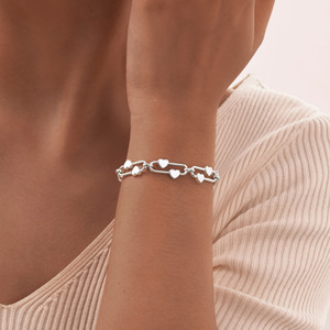 Nueva Pulsera de Acero Inoxidable Chapada en Oro PVD de 18K con Doble Capa de Eslabones en Forma de Corazón para Mujer |   Resistente al agua, hipoalergénico y sin deslustre - Product Image 2