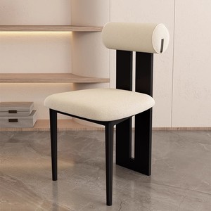 <span class=keywords><strong>Chaise</strong></span> <span class=keywords><strong>de</strong></span> <span class=keywords><strong>salle</strong></span> <span class=keywords><strong>à</strong></span> <span class=keywords><strong>manger</strong></span> ergonomique capitonnée <span class=keywords><strong>de</strong></span> style scandinave moderne en <span class=keywords><strong>noir</strong></span> pour appartement avec 8 chaises - Product Image 6