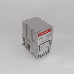 Actuador de Amortiguador Electrohidráulico Honeywell 120V 50/60Hz V4055A1064 de Aluminio para Montaje en Pared - Product Image 2