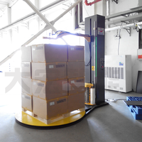 Machine d'emballage automatique de palettes extensibles motorisée par PLC avec plateau tournant à pression supérieure