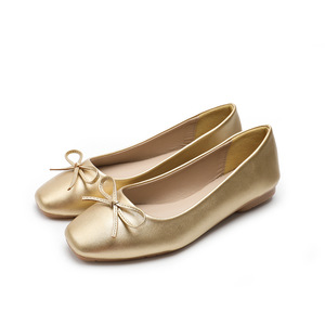 Chaussures plates classiques de haute qualité pour femmes avec nœud, bout carré, super douces, à enfiler, pour le printemps et l'été, motif uni sur le dessus - Product Image 4