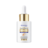 Serum Wajah 30ml OEM/ODM Pemutih Kulit Bernutrisi Vitamin C Pelembap dengan Bentuk Cair Niacinamide Gliserin untuk Wanita Penggunaan di Rumah