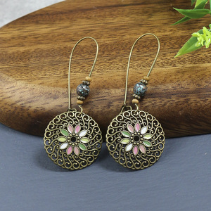 Boucles d'oreilles pendantes en bois avec pompon style bohème, plaqué bronze antique, pour femme, bijoux de mode pour soirée - Product Image 4