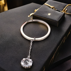 พวงกุญแจสแตนเลสชุบทอง18K พร้อมการฉายภาพดอกทานตะวันพวงกุญแจทันสมัยสำหรับผู้หญิงผู้ชายที่มีเพทายทองแดง <span class=keywords><strong>J</strong></span> - Product Image 5