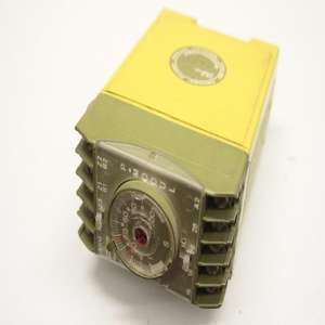 PLC MUSHROOM PF1NB PF 1NB PF1NBF220V2GZ PF 1NBF 220V 2GZ Veiligheidsrelais PF-1NB Programmeercontroller Industriële automatisering - Product Image 1