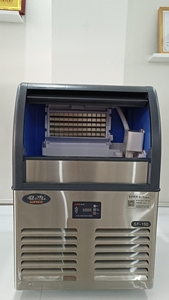 Automatic <b>Ice</b> Making Machine 200kg 500kg 1000kg <b>Ice</b> Cube/Snow/Round <b>Ice</b> <b>Maker</b> - Product Image 5