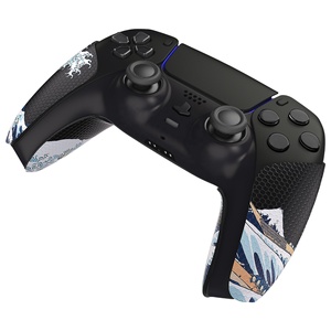 แผ่นยางกันลื่นซับเหงื่อแบบมืออาชีพ ลายคลื่นยักษ์นอกคาเนกาวะ สำหรับจอย PS5 - Product Image 5
