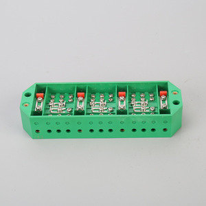 Caja de Distribución FJ6DFY1 Verde ABS IP40 con Bloque de Terminales Trifásico de Cuatro Cables - Product Image 1