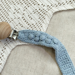 Clip para Chupón de Ganchillo Estilo Boho, Hecho a Mano con Algodón Orgánico, Cadena para Chupón de Bebé Recién Nacido, Soporte de Madera para Chupón - Product Image 6