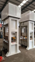 Presse hydraulique à cadre de guidage CE Standard YXLM-63T, haute précision, avec moteur et pompe PLC, structure rigide, vente directe usine