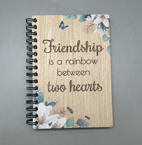 Cubierta <span class=keywords><strong>de</strong></span> cuaderno <span class=keywords><strong>de</strong></span> madera A5 personalizada al por mayor diseño impreso con láser y Flor <span class=keywords><strong>de</strong></span> pera para regalos o uso escolar - Product Image 2