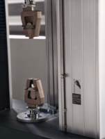 Machine d'essai de matériaux 20kN pour les laboratoires de R&D, essais multi-matériaux, course de 1100 mm, normes GB/T ASTM ISO DIN JIS EN, informatisée