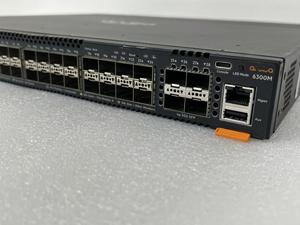 JL658A Networking <span class=keywords><strong>CX</strong></span> <span class=keywords><strong>6300M</strong></span> 24 ports 10G SFP + et commutateur SFP56 50G à 4 ports - Product Image 3