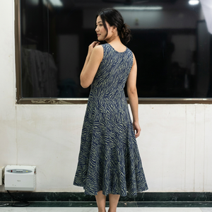 Vestido Midi sin Mangas con Estampado Animal, 100% Algodón, Dobladillo Acampanado, Estilo Casual Moderno, Verano, Ecológico, Transpirable, Tejido - Product Image 3