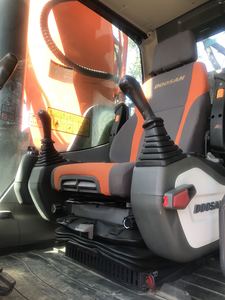 Excavadora de cadenas Doosan DX530LC usada, 53 toneladas, excavadora grande para minería, motor original, pocas horas, segunda mano, construcción pesada - Product Image 5