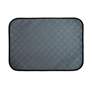 Vente en gros de couches pour animaux de compagnie universelles quatre saisons, lavables, pour chiens et chats, tapis absorbant pour chiens et chats, tapis et coussinets pour animaux de compagnie - Product Image 1