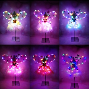 Jolies filles jeu de rôle clignotant aile fée ensemble LED ailes de papillon Costume pour enfants - Product Image 4