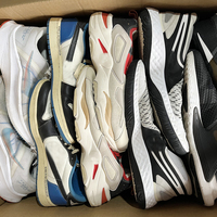 X01 Vente en gros d'usine Livraison rapide Chaussures d'occasion pas chères Chaussures de marque pour hommes Chaussures d'occasion coréennes pour l'exportation