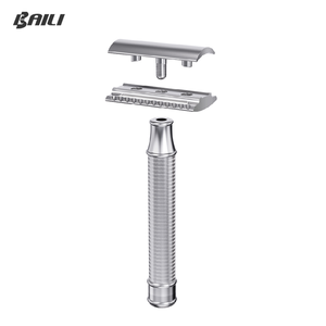 Cuchillas <span class=keywords><strong>De</strong></span> Afeitar Hoja <span class=keywords><strong>De</strong></span> Afeitar <span class=keywords><strong>De</strong></span> Doble Filo Rasoir Peine Cerrado Kit <span class=keywords><strong>De</strong></span> Regalo Juego <span class=keywords><strong>De</strong></span> Maquinilla <span class=keywords><strong>De</strong></span> Afeitar <span class=keywords><strong>De</strong></span> Seguridad - Product Image 2