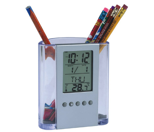 Promotionele Plastic Pen Houder Met Elektronische Kalender Klok En Reclame Logo-Desktop Kantoor Klok Kalender Pen Houder