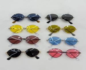 نظارات شمسية فاخرة عالية الجودة أنيقة كلاسيكية بإطار ذهبي عصرية كلاسيكية نظارات شمسية معدنية بيضاوية عتيقة على الموضة - Product Image 3