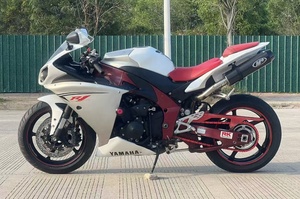 <span class=keywords><strong>Moto</strong></span> Yamaha YZF-R1 1000cc, moteur 4 cylindres en ligne refroidi par liquide, Supersport, moteur Crossplane dérivé de la <span class=keywords><strong>MotoGP</strong></span> - Product Image 4