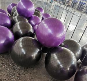 Pelota de Yoga Antiexplosión de 55cm, Color Morado, con Logotipo, para Ejercicio y Equilibrio, Venta al Por Mayor - Product Image 6