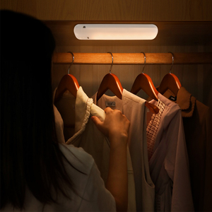 Luz <span class=keywords><strong>LED</strong></span> nocturna de inducción inalámbrica para el hogar, luces con Sensor de movimiento para armario, escaleras, se pega en cualquier lugar del hogar - Product Image 1