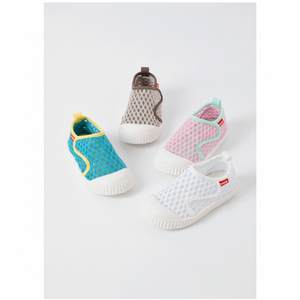 Zapatos Acuáticos Transpirables Estilo Coreano OZKIZ para Niños de 2 a 6 Años, Moda de Verano al por Mayor para Uso en la Playa - Product Image 2