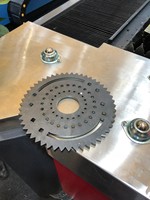 Machine de découpe laser à fibre 6K 3015 entièrement fermée CNC pour la découpe de l'acier et des métaux