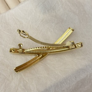 ปิ่นปักผมโลหะแบบมีที่หนีบผมทรง <span class=keywords><strong>x</strong></span> ดีไซน์แบบเกาหลี - Product Image 4