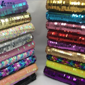 무대 의상 용 반짝이는 3mm * 9mm 정사각형 직사각형 스팽글 자수 폴리에스터 메쉬 원단 - Product Image 3