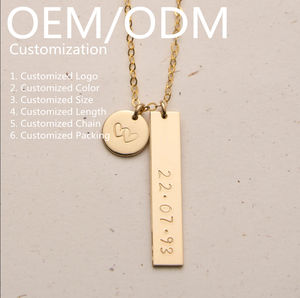 Collar Personalizado con Barra Vertical y Pequeño Disco, Collar Geométrico de Acero Inoxidable con Logotipo y Texto Grabado, Regalo - Product Image 1