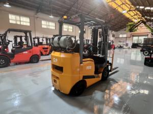 חדש 2.5טון 2500 ק "ג Lpg/מלגזה עם מנוע psi ליבה 3 שלבים כלול-לתעשיות בנייה - Product Image 5