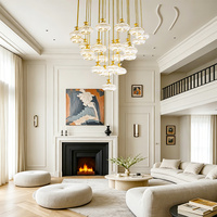 Lustre en cristal multi-lampes, style cluster, luxe, or, longue suspension, pour plafond haut, hall d'hôtel, grand atrium