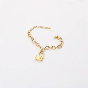 उच्च अंत सोना मढ़वाया स्टेनलेस स्टील यू आकार ताला कंगन महिलाओं के लिए थोक गहने - Product Image 3