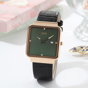 Montre à quartz carrée simple pour femme, style célébrité internet tendance et personnalisé, avec bracelet à deux maillons - Product Image 1