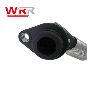 ท่อยางน้ำหล่อเย็นสำหรับ BMW E90 E92 335i 135i ท่อระบายความร้อนเครื่องยนต์ที่เชื่อถือได้ ท่อเทอร์โมสตัทหม้อน้ำ - Product Image 4