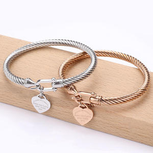 <span class=keywords><strong>Bracelet</strong></span> personnalisé <span class=keywords><strong>arbre</strong></span> <span class=keywords><strong>de</strong></span> <span class=keywords><strong>vie</strong></span> gravé nom disque bijoux cadeau d'anniversaire argent famille <span class=keywords><strong>Bracelet</strong></span> pour femme - Product Image 3