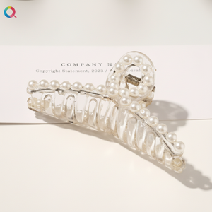 Trending alla moda decorazione per capelli clip a scatto in resina acrilica accessori per ragazze carine 5cm taglia vendita calda all'ingrosso - Product Image 1