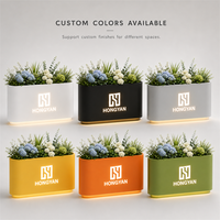 Bac à plantes LED en métal blanc, séparateur de verdure, lumières personnalisables avec logo pour mobilier d'extérieur, cafés - Durable, écologique, pour entrée